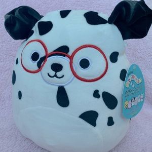 Rare Dustin w/ glasses Squishmallow